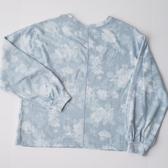 AMERICAN RAG Floral Printed Pullover - Picture 3 of 10